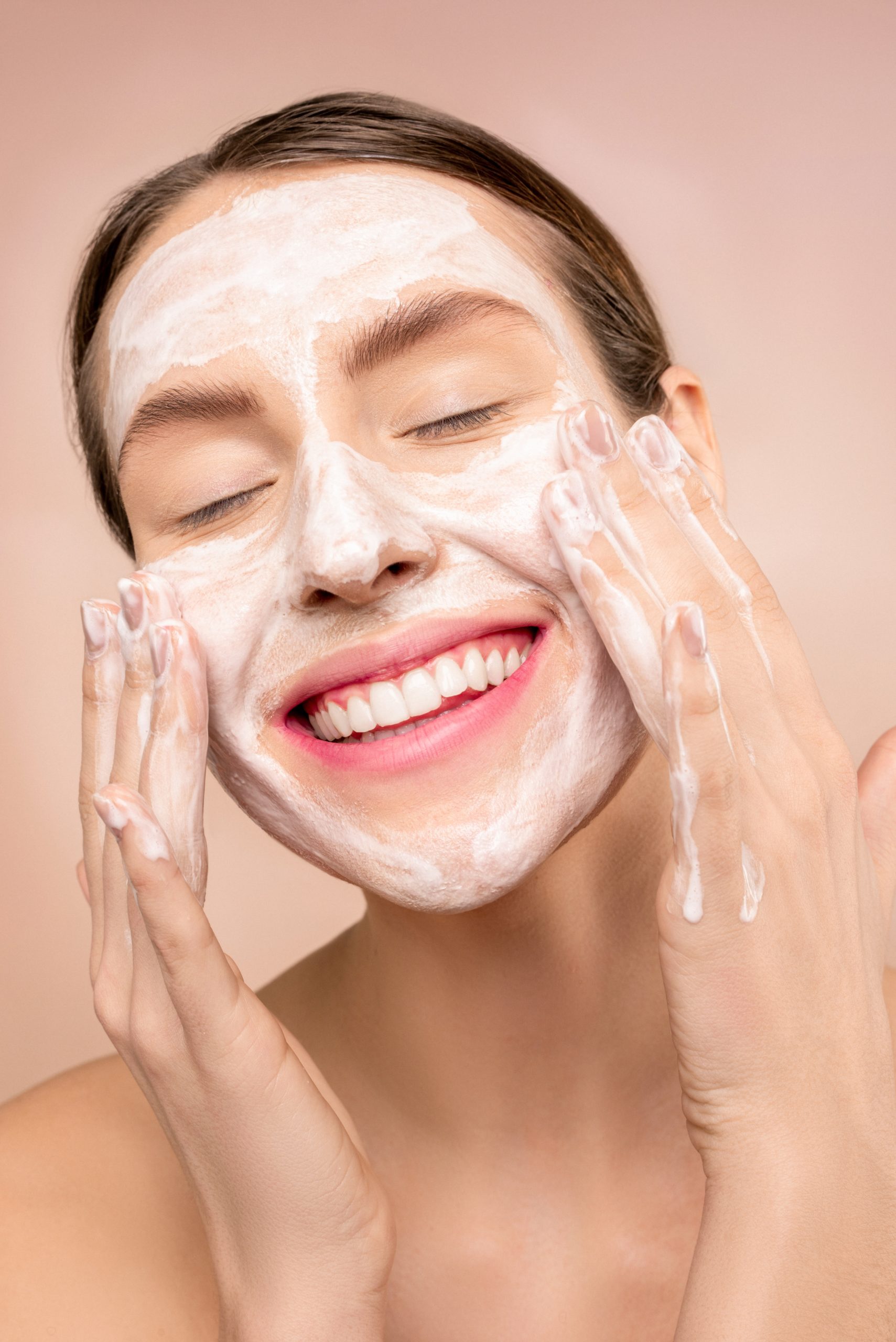 La importancia de limpiar tu piel a diario